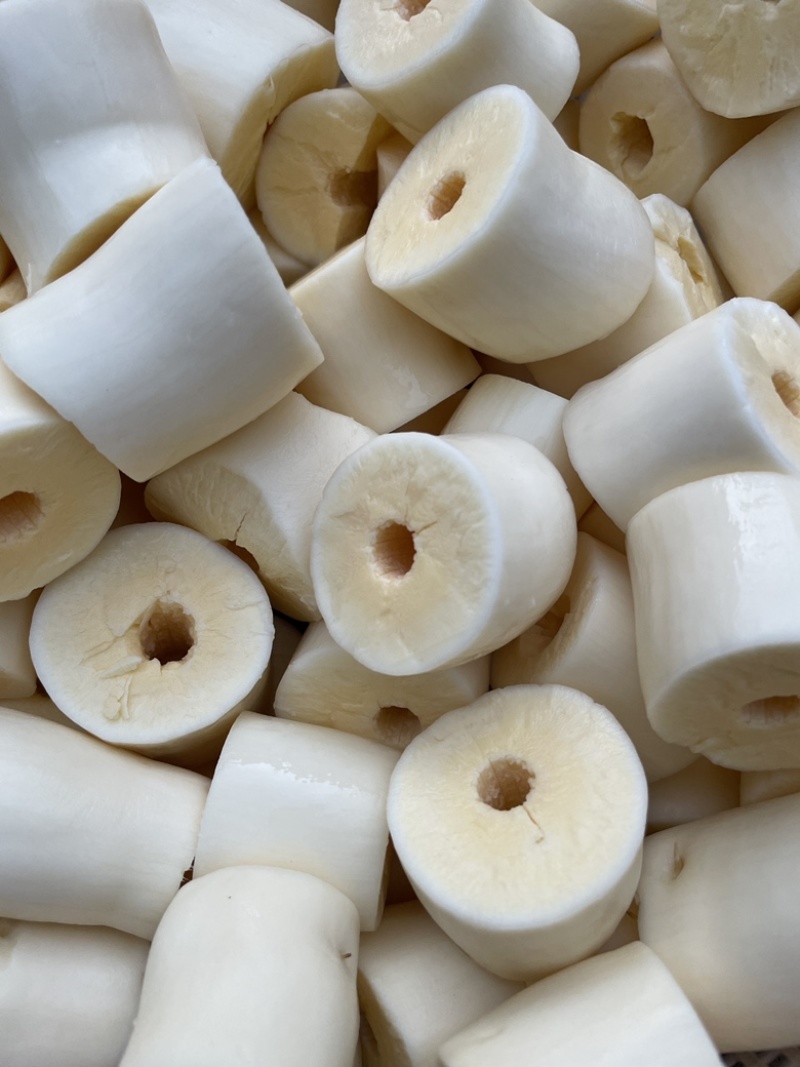 华南9号黄肉木薯去皮冰冻加工黄心木薯去皮冰冻